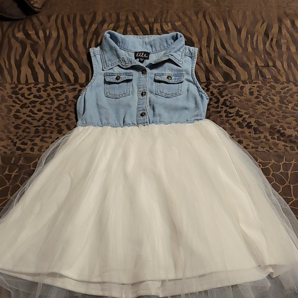 Girl dress